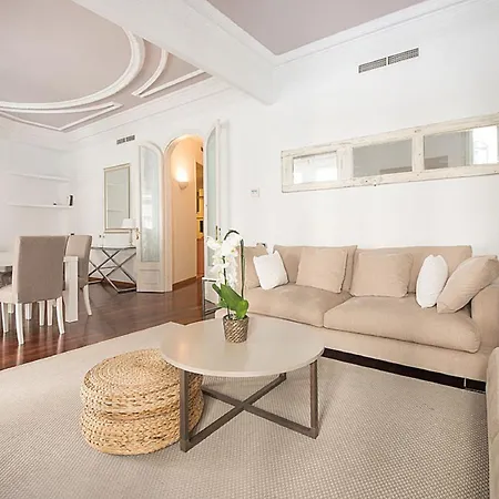 4 En Calle Balmes - Stylish * Βαρκελώνη