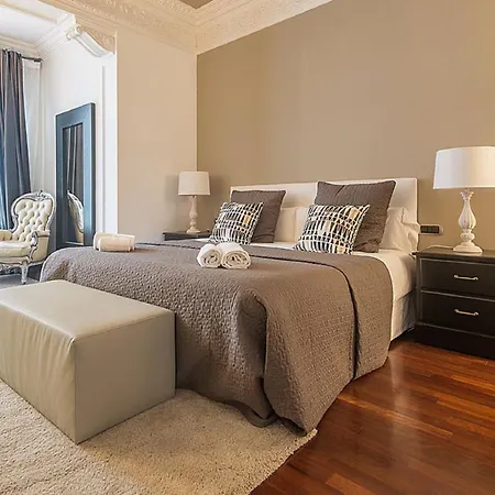 4 En Calle Balmes - Stylish Διαμέρισμα