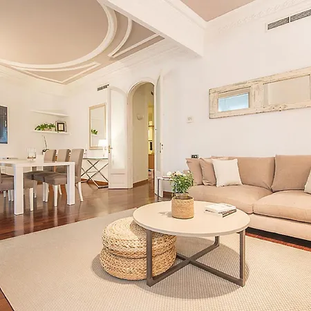 4 En Calle Balmes - Stylish *